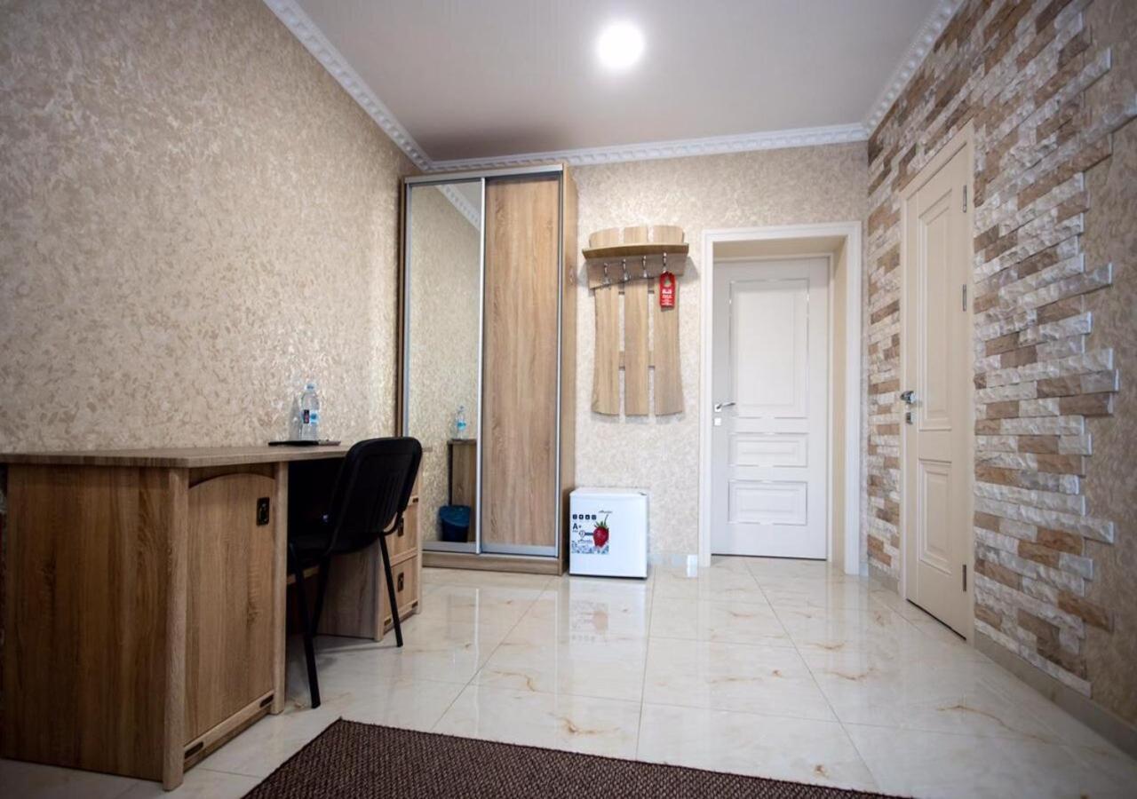 Готель River House Umanʼ Eksteriør bilde