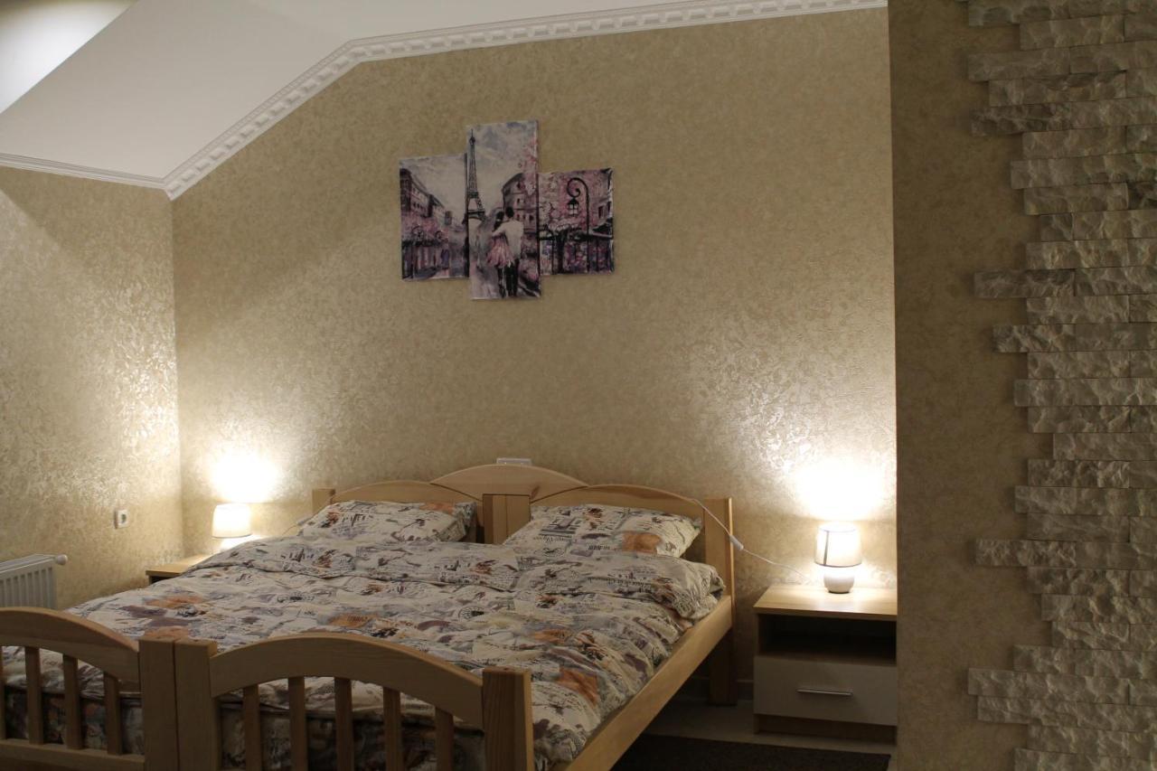 Готель River House Umanʼ Eksteriør bilde